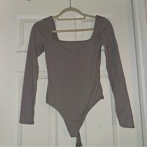 Aritzia Grey Long Sleeve Square Neck Bodysuit